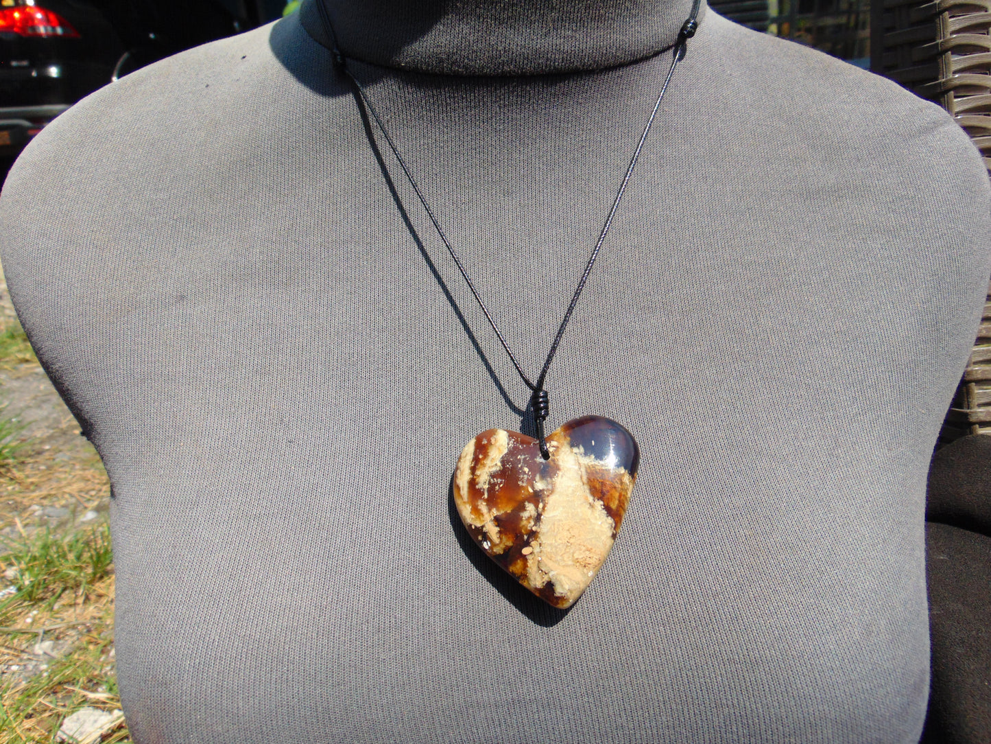 16 gram 45x40x15 mm Pendant Indonesian Amber for Healing 25Y23