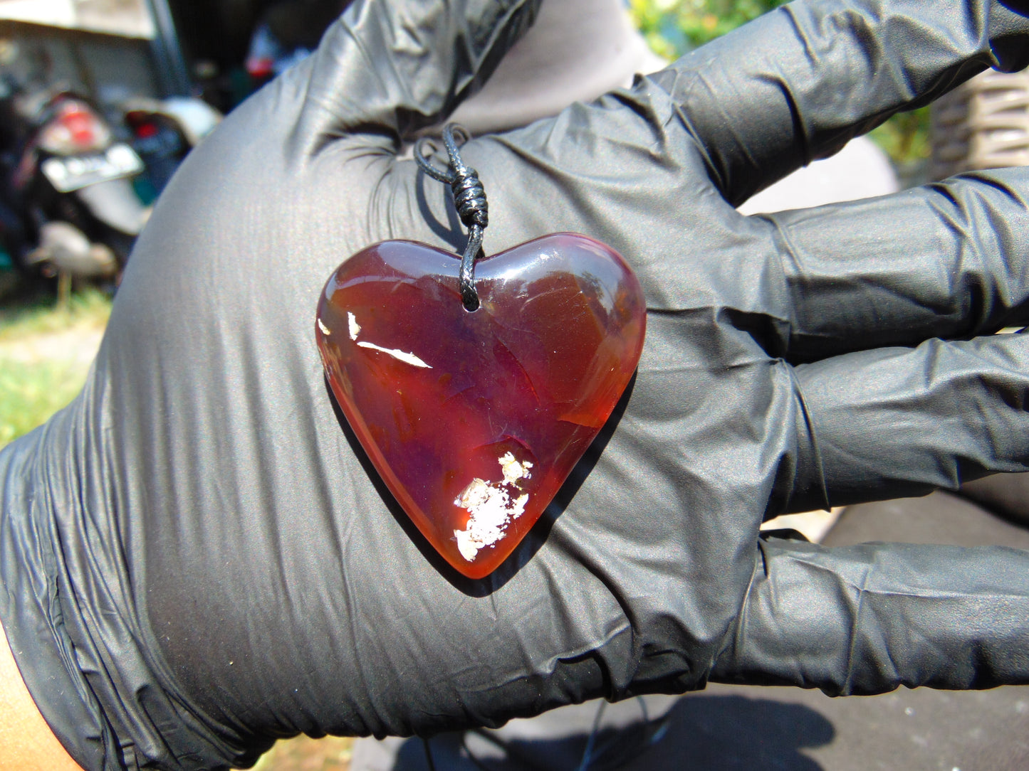15 gram 43x41x17 mm Pendant Indonesian Amber for Healing 25N62