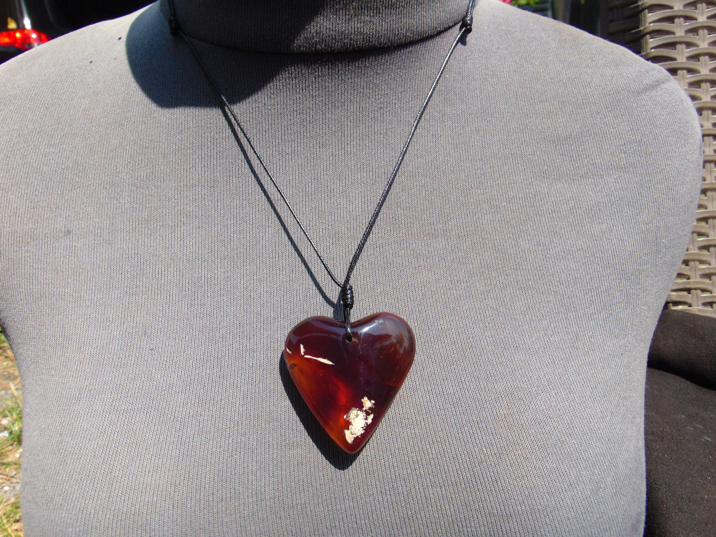 15 gram 43x41x17 mm Pendant Indonesian Amber for Healing 25N62