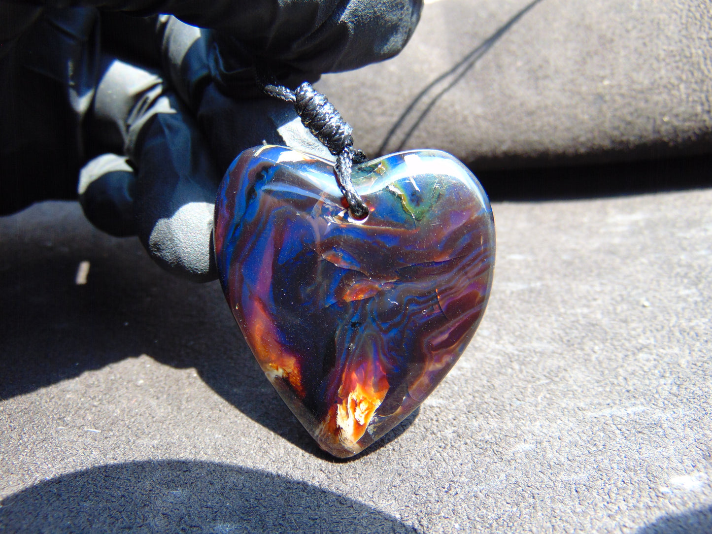 12 gr 36X41X14 mm Pendant Indonesian Blue Amber for Healing 25Y29