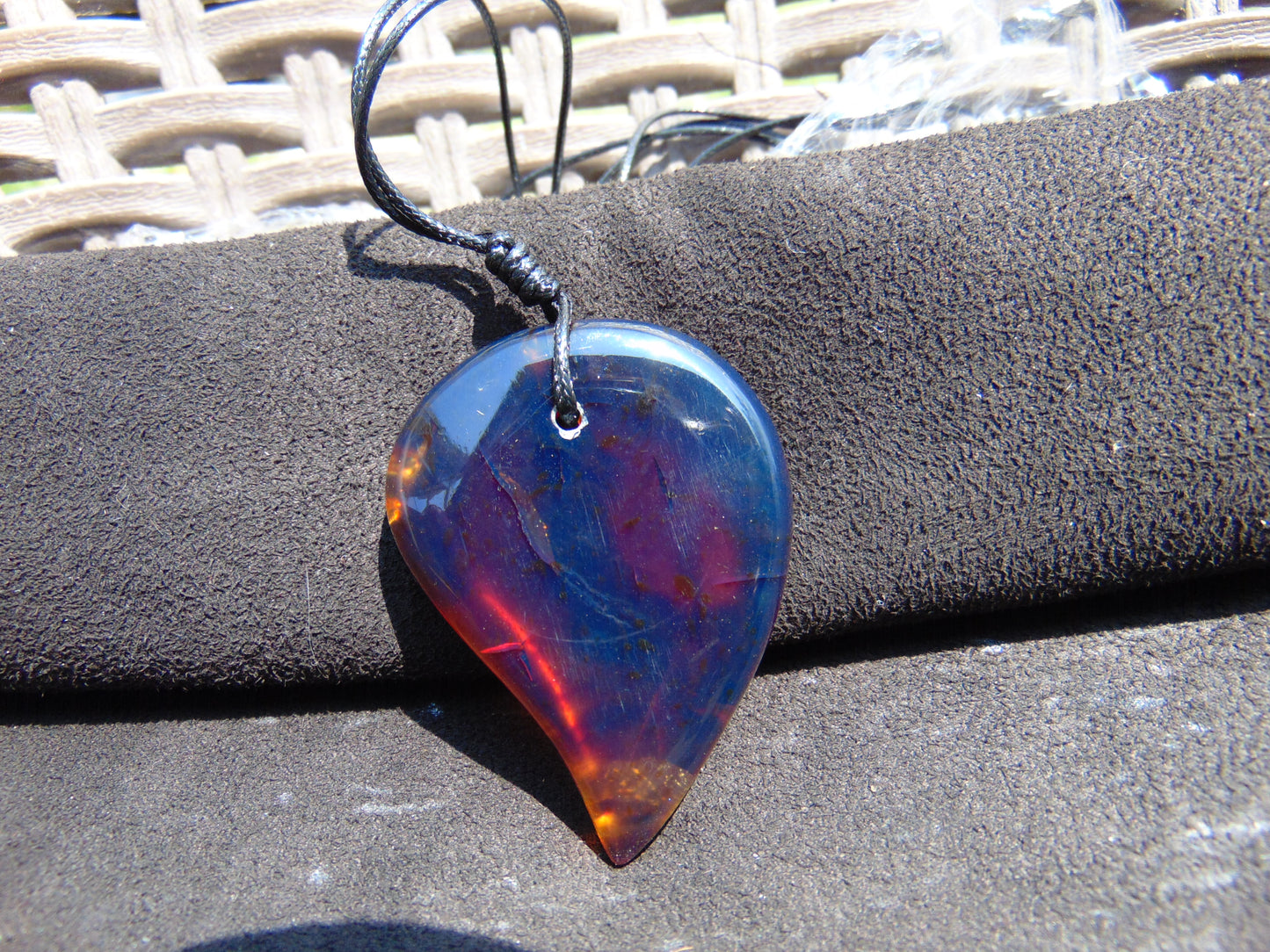 15 gr 53x39x12 mm Pendant Indonesian Sky Blue Amber for Healing 25Y27
