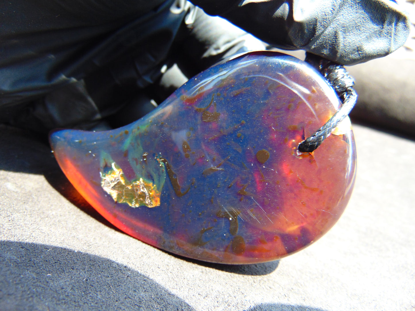 37 gr 82x51x15 mm Pendant Indonesian Sky Blue Amber for Healing 25Y10