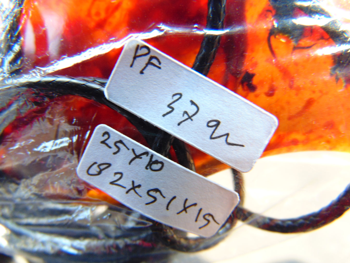 37 gr 82x51x15 mm Pendant Indonesian Sky Blue Amber for Healing 25Y10