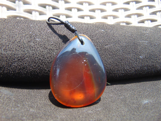 11 gr Pendant 42x35x12mm Indonesian Blue Amber for Healing PCY615