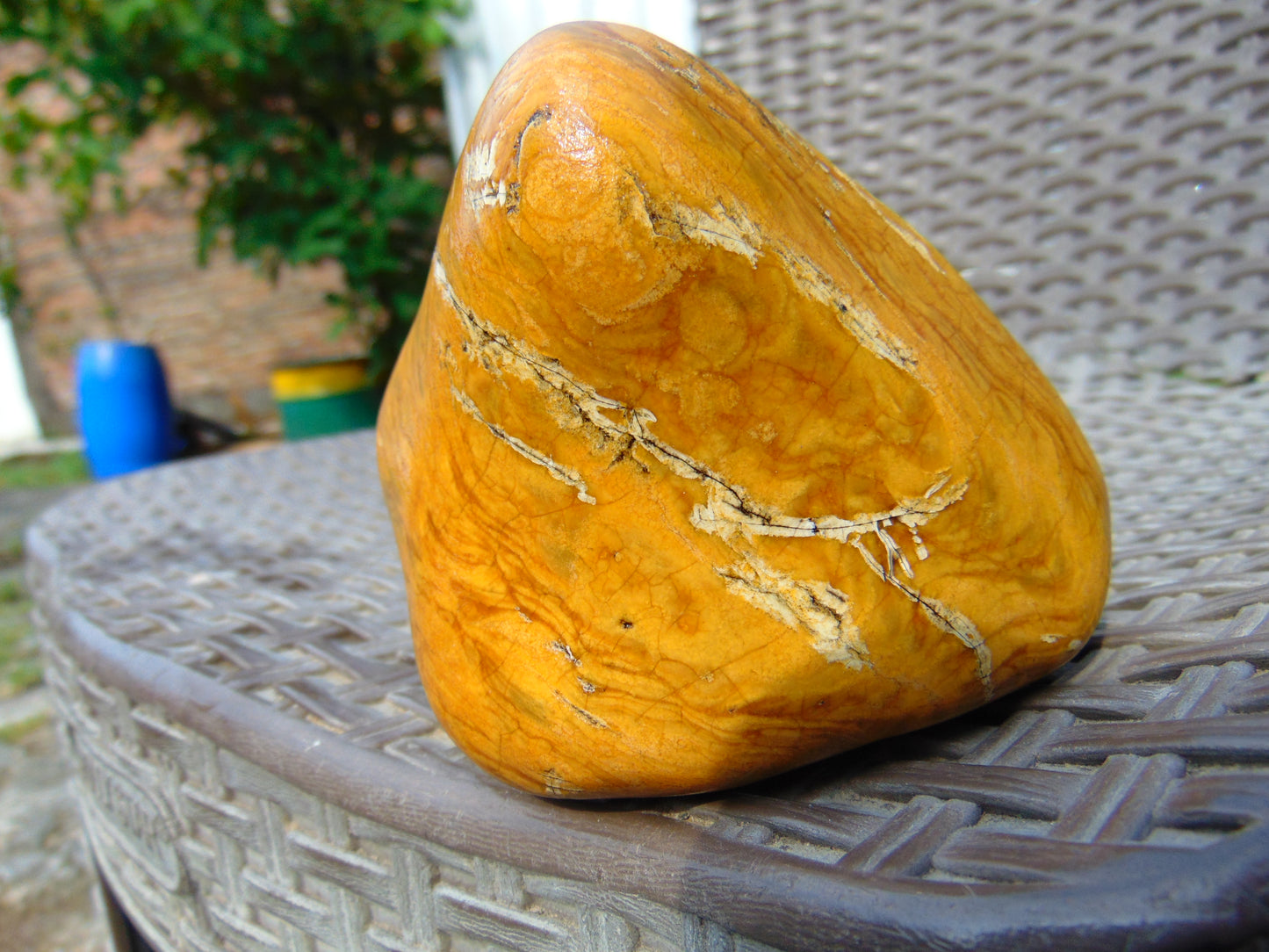 237 gram Polished Indonesia Yellow Fragrance Amber for Healing FK6