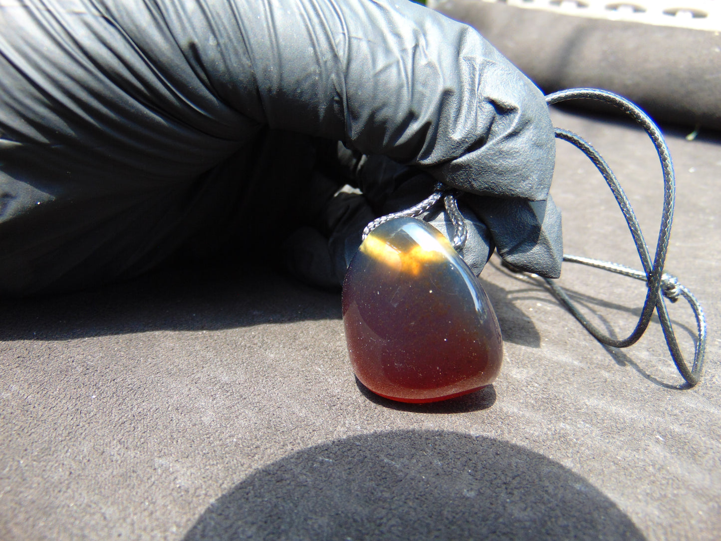 13 gr Pendant Indonesian Blue Amber for Healing PB100