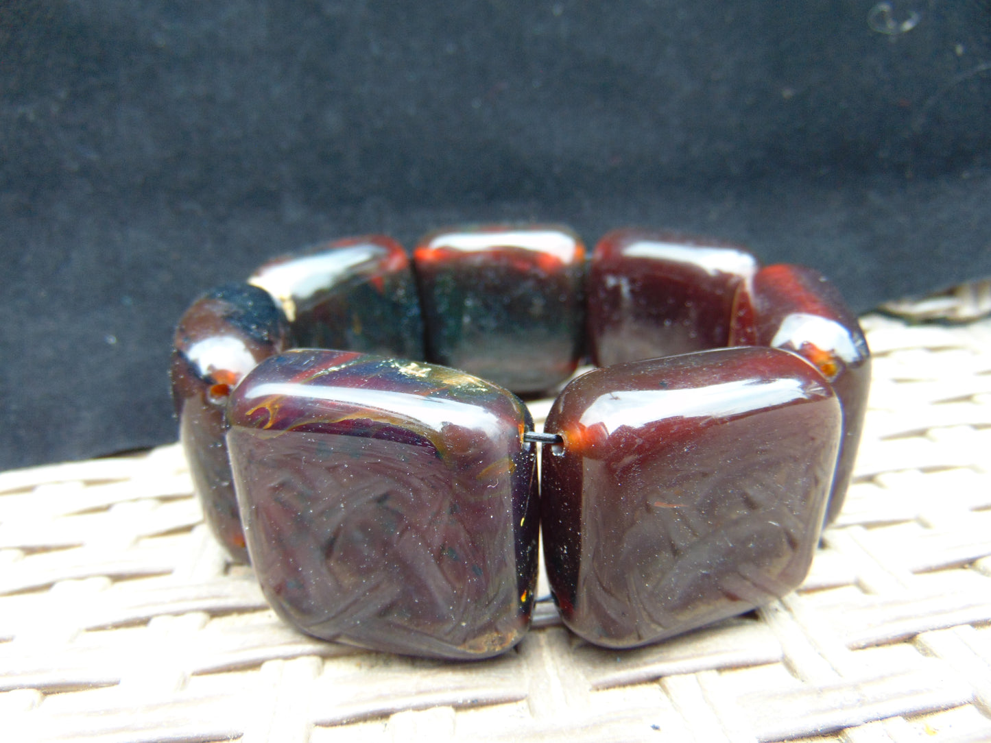 113 gr 7 Square Beads Bangle Indonesian Amber for Healing 26BE22