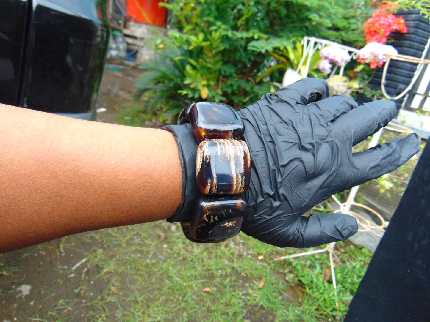 107 gr 7 Square Beads Bangle Indonesian Black Blue Amber for Healing 26BE10