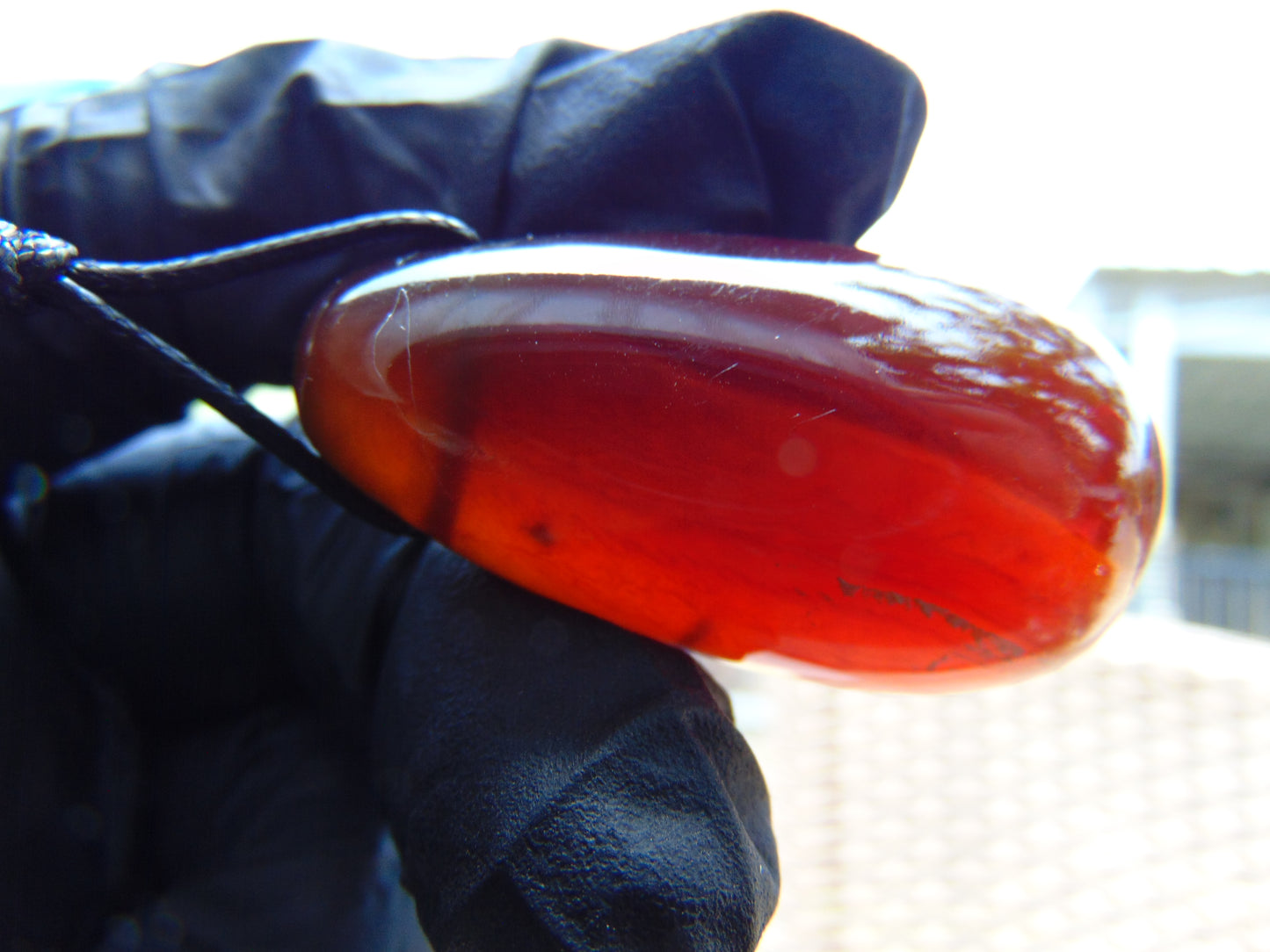 13 gr Teardrop Pendant 44x23 mm Indonesian Amber for Healing Y10