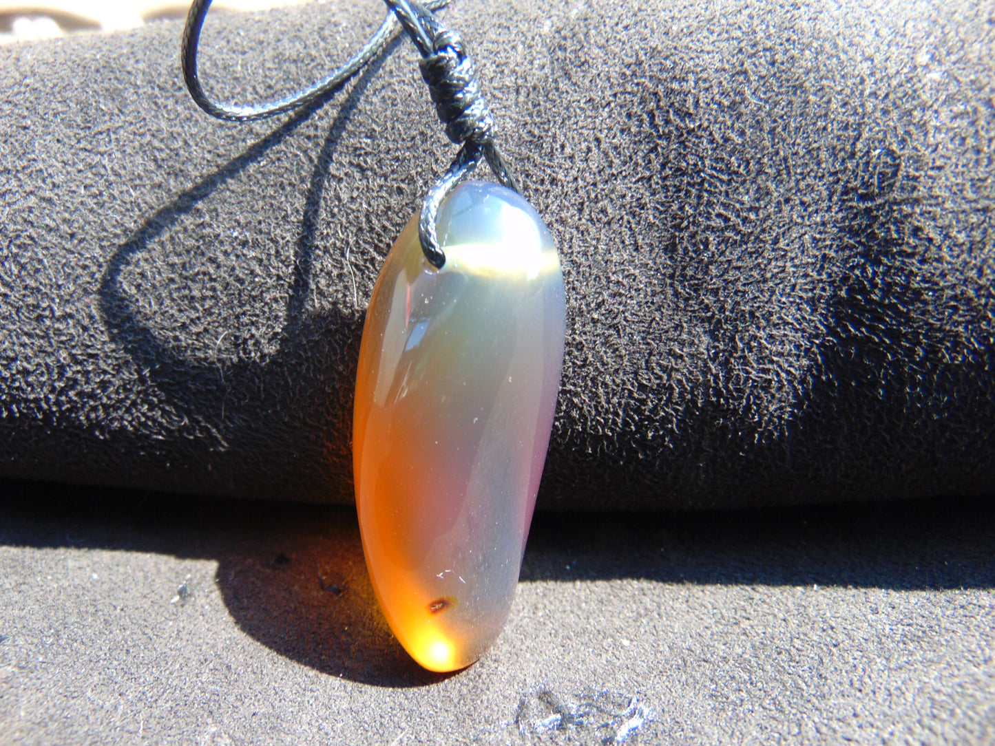8 gr Pendant 50x17x17 mm Indonesian Blue Amber for Healing PBN41