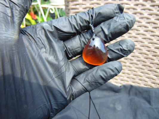 6 gram Pendant Indonesian Red Amber for Healing 25Y361