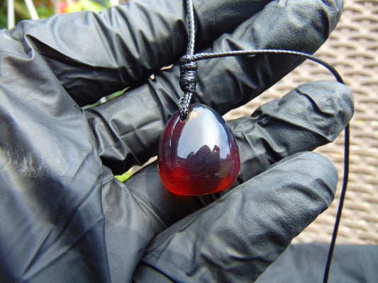 4 gram Pendant Indonesian Crystal Red Amber for Healing 25Y371