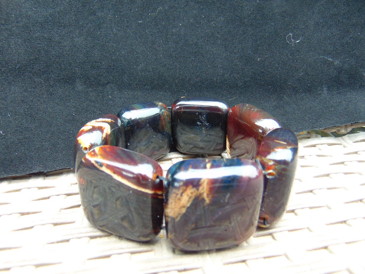 105 gr 7 Square Beads Bangle Indonesian Amber for Healing 26BE13
