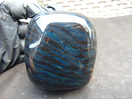 324 gr Polished Stone 83x77x66 Indonesian Blue Amber for Healing 25Y135