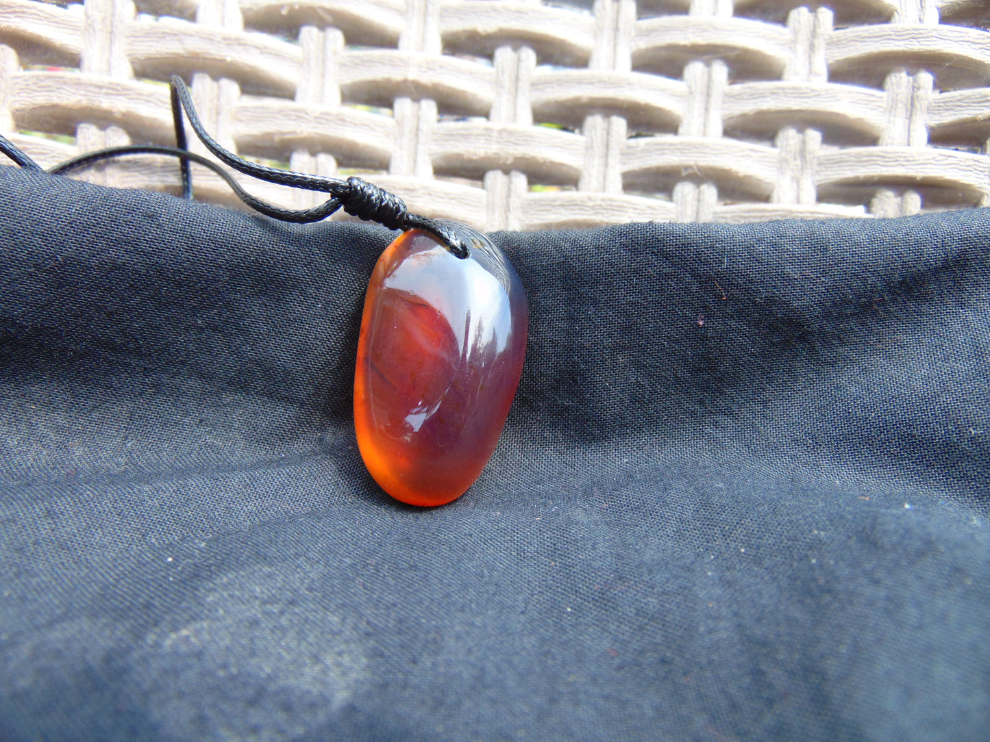 6 gram Pendant Indonesian Crystal Red Amber for Healing 26A112