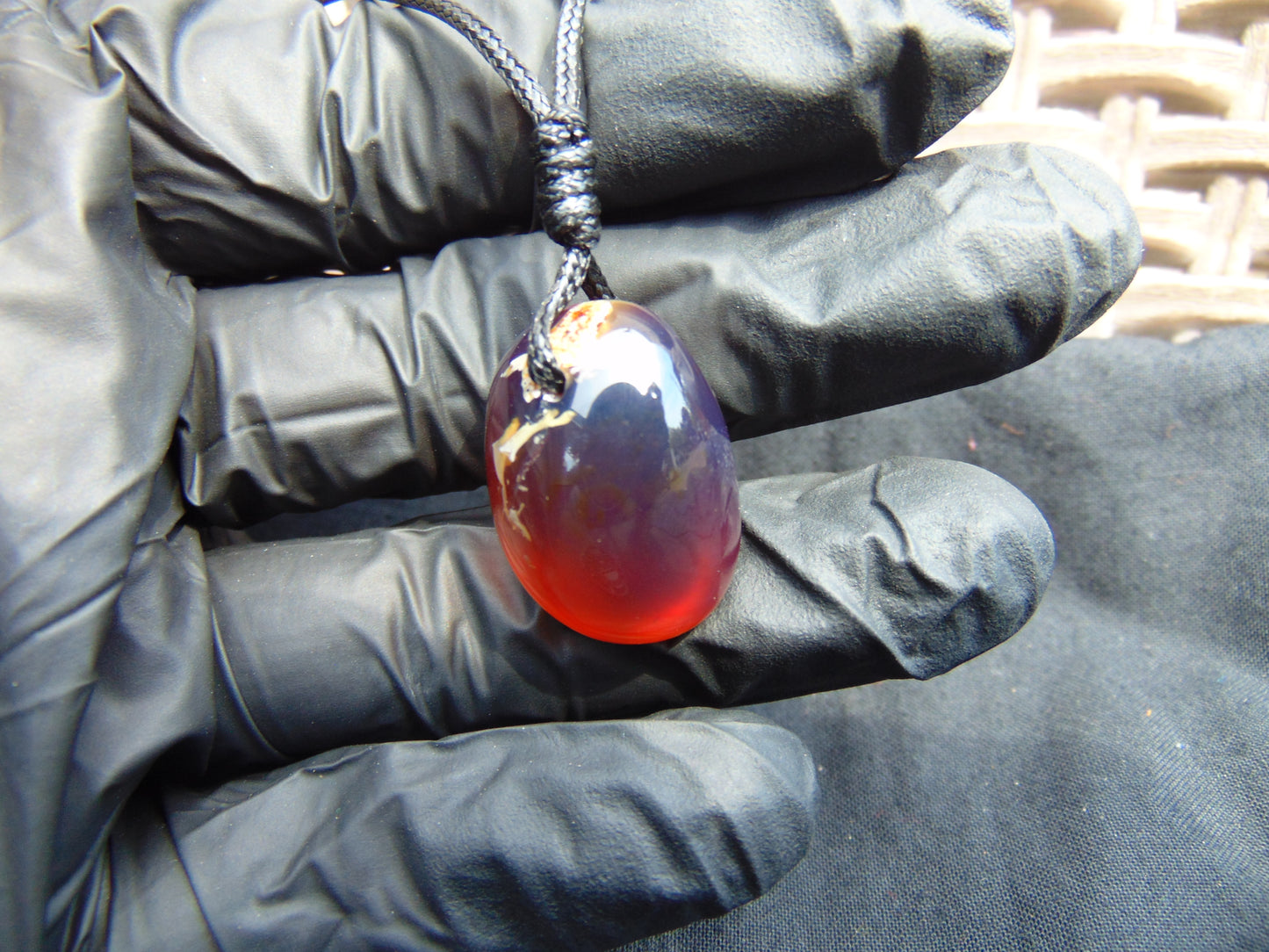 5 gram Pendant Indonesian Blue Red Amber for Healing 25Y348