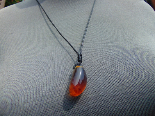 4 gram Pendant Indonesian CrystalBlue Amber for Healing 25Y353