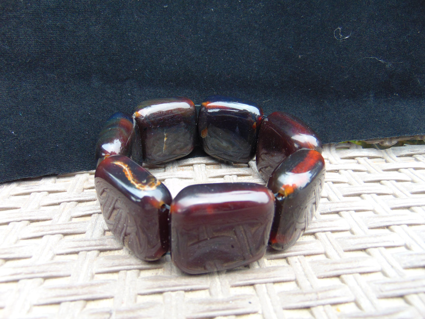 106 gr 7 Square Beads Bangle Indonesian Amber for Healing 26BE26