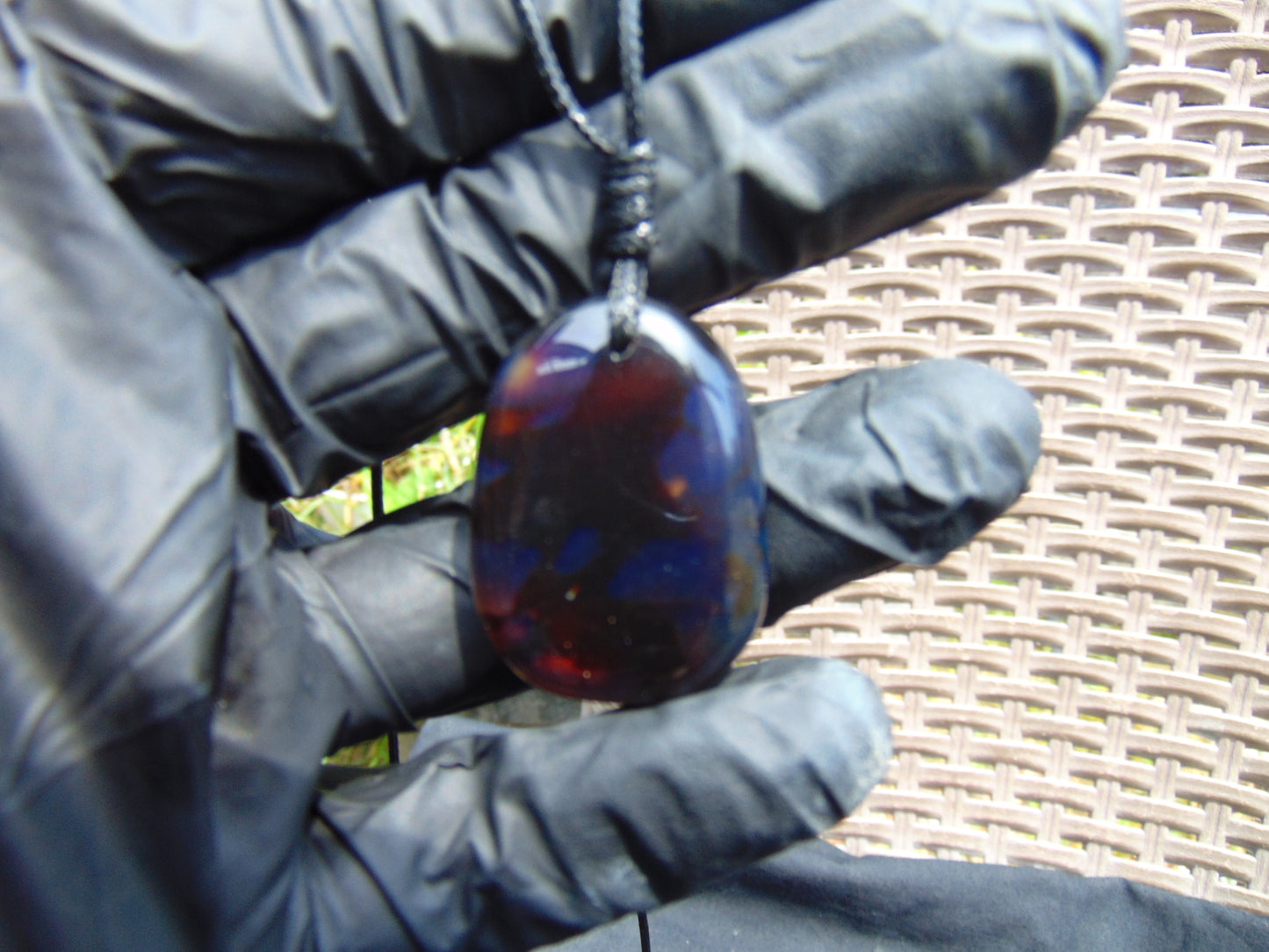 6 gram Pendant Indonesian Blue Red Amber for Healing 25Y352