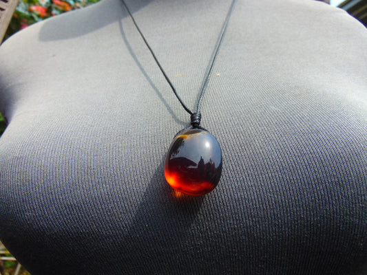6 gram Pendant Indonesian Crystal Blue Red Amber for Healing 26A126