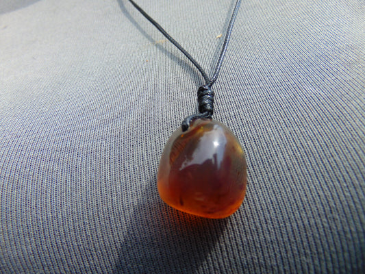 5 gram Pendant Indonesian Red Amber for Healing 26A133