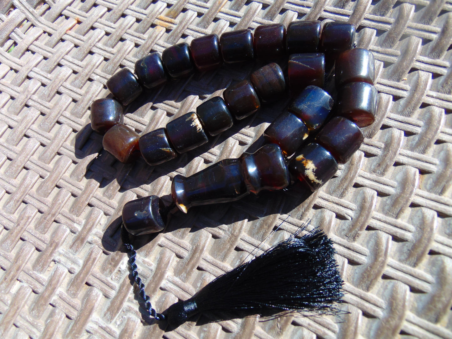98 gr Komboloi Rosary 23 Beads Indonesian Dark Red Amber for Healing 26COA04