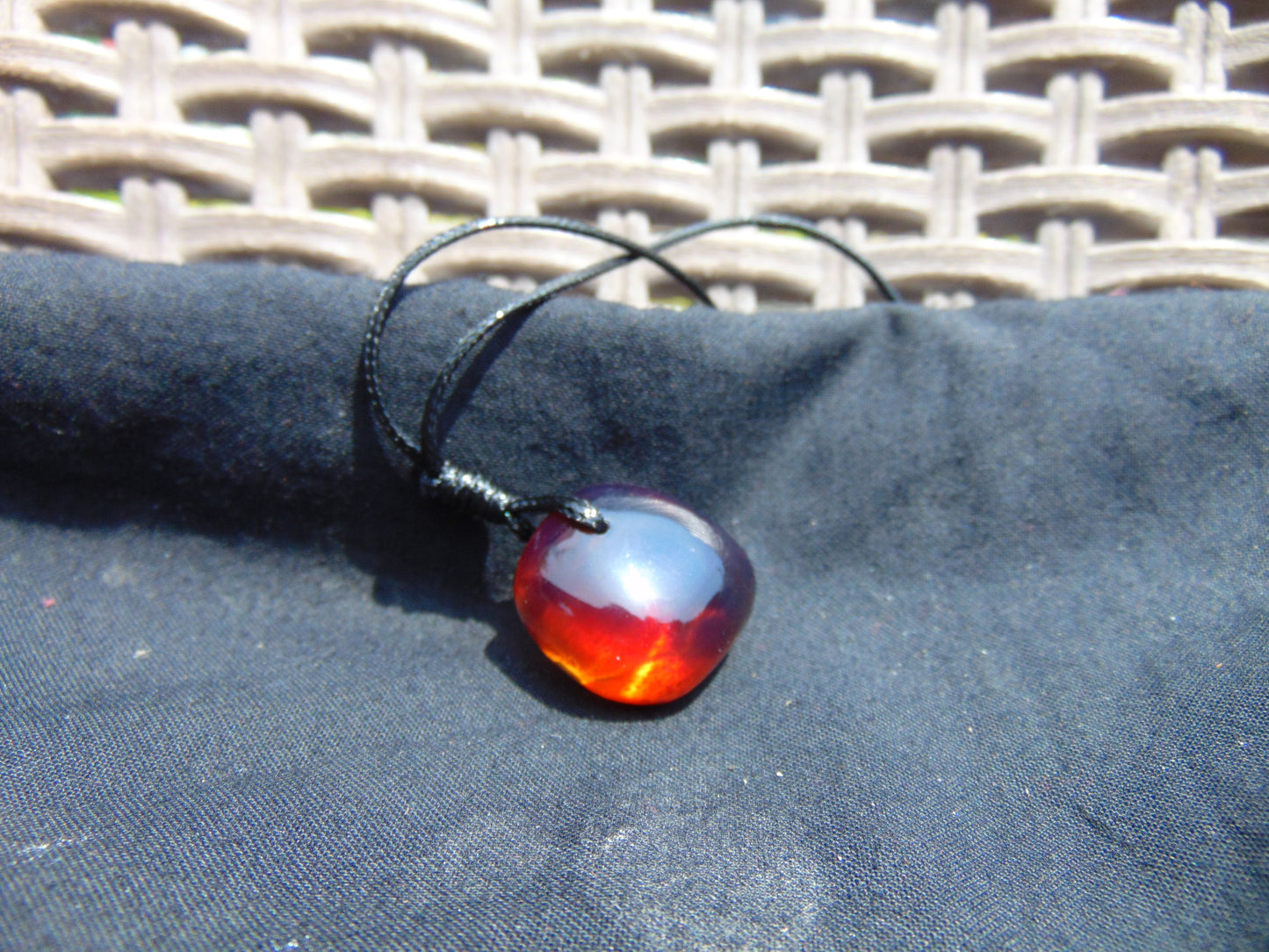 4 gram Pendant Indonesian Red Amber for Healing 26A124