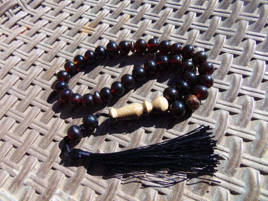 28 gr Hand Tasbih Mesbah Rosary 33+2 Beads 16 mm Indonesian Black Red Amber for Healing 26TBA01