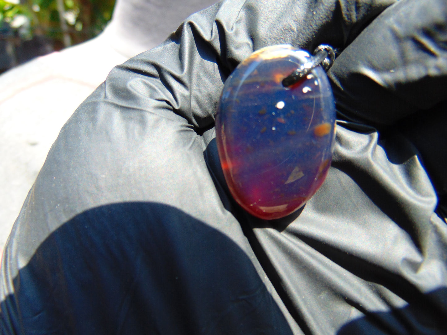 6 gr Pendant 26x16x11 mm Indonesian blue Amber for Healing PBY24
