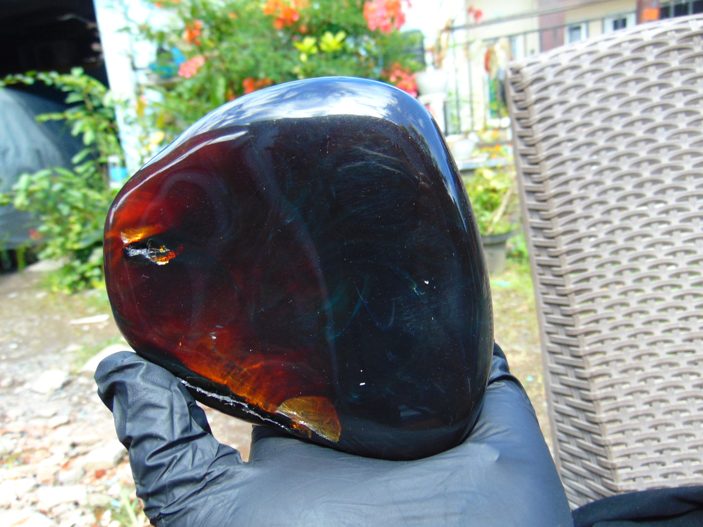 265 gr Blue Polished 113x114x32 mm Indonesia Cherry Red Amber for Healing 26ML188