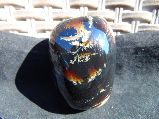 93 gram Shaped Square Block Drilled Polished 10x9x9 cm Indonesia Amber for Healing 26bf48