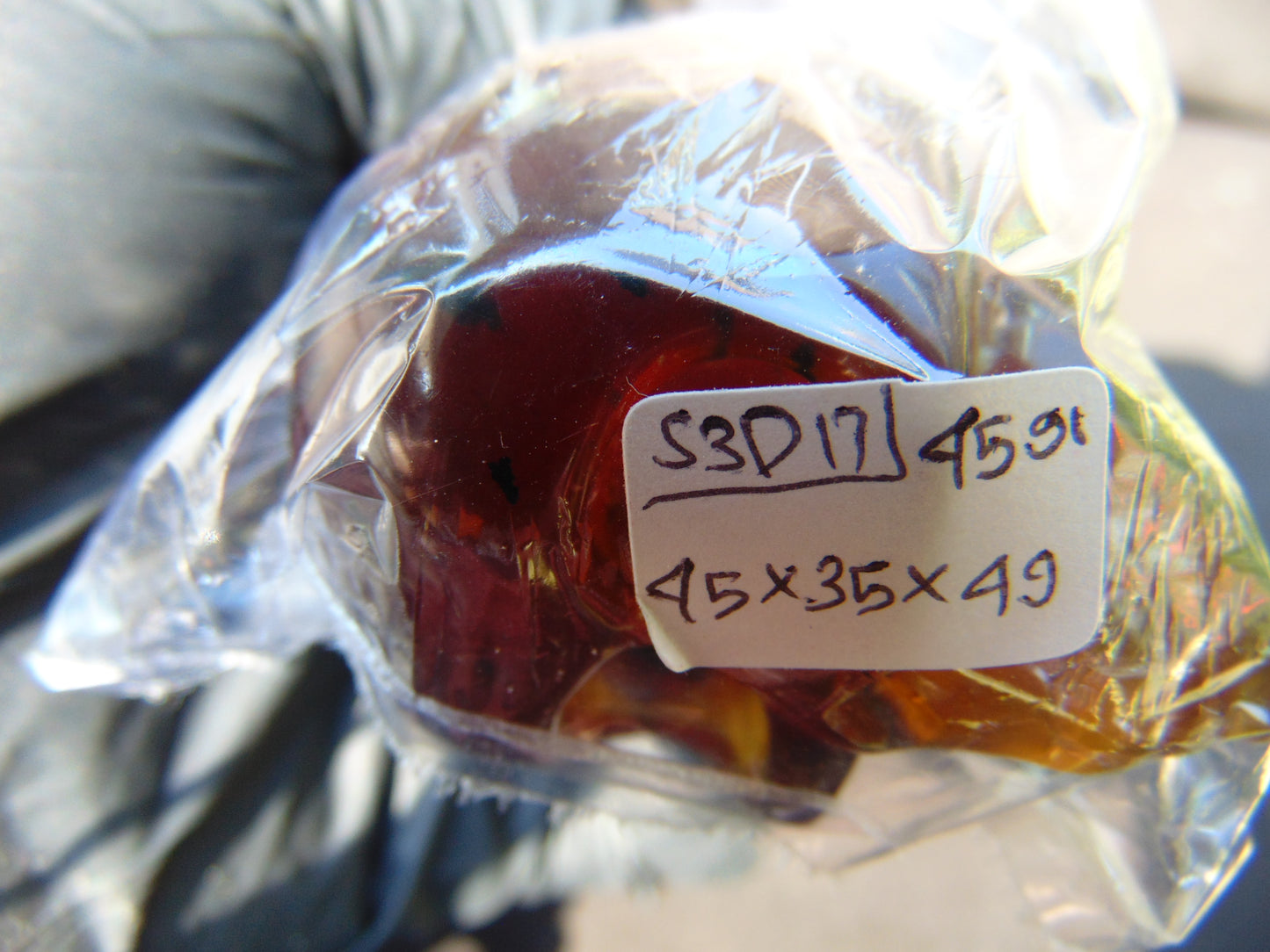 45 gr Skull carving Indonesian Inclusion Crystal Amber for Healing S3D17