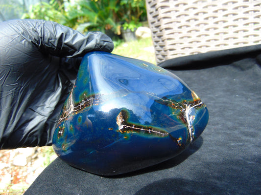 375 gr Blue Polished Indonesia Blue Amber for Healing 26AR232