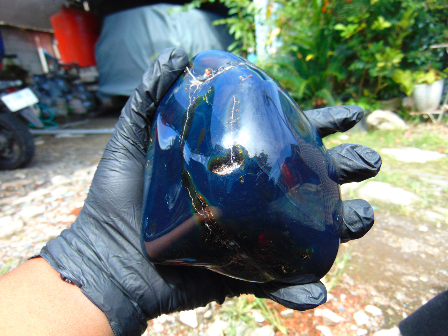 375 gr Blue Polished Indonesia Blue Amber for Healing 26AR232