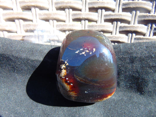 82 gram Shaped Square Block Polished 10x9x9 cm Indonesia Drilled Amber for Healing 26bf109