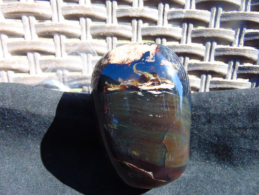 115 gram Shaped Square Fully Drilled Polished 10x9x9 cm Indonesia Dark Blue Amber for Healing 26bf67