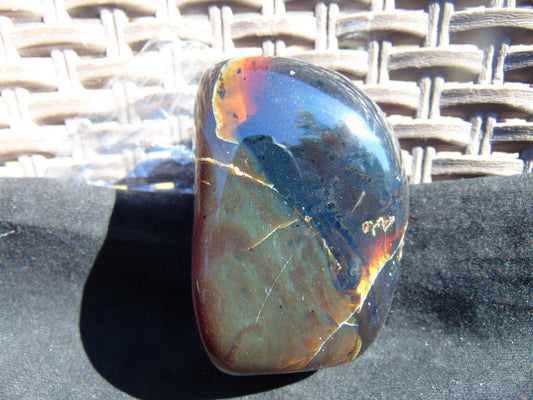 168 gram Shaped Square Block drilled Polished 10x9x9 cm Indonesia Green Amber for Healing 26bf60