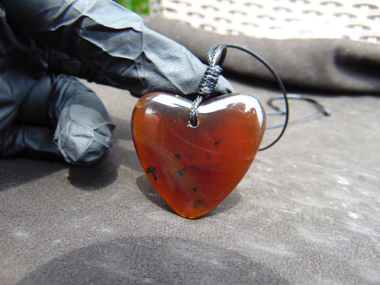 9 gr Heart Pendant 35x39x9mm Indonesia Amber for Healing 25N220