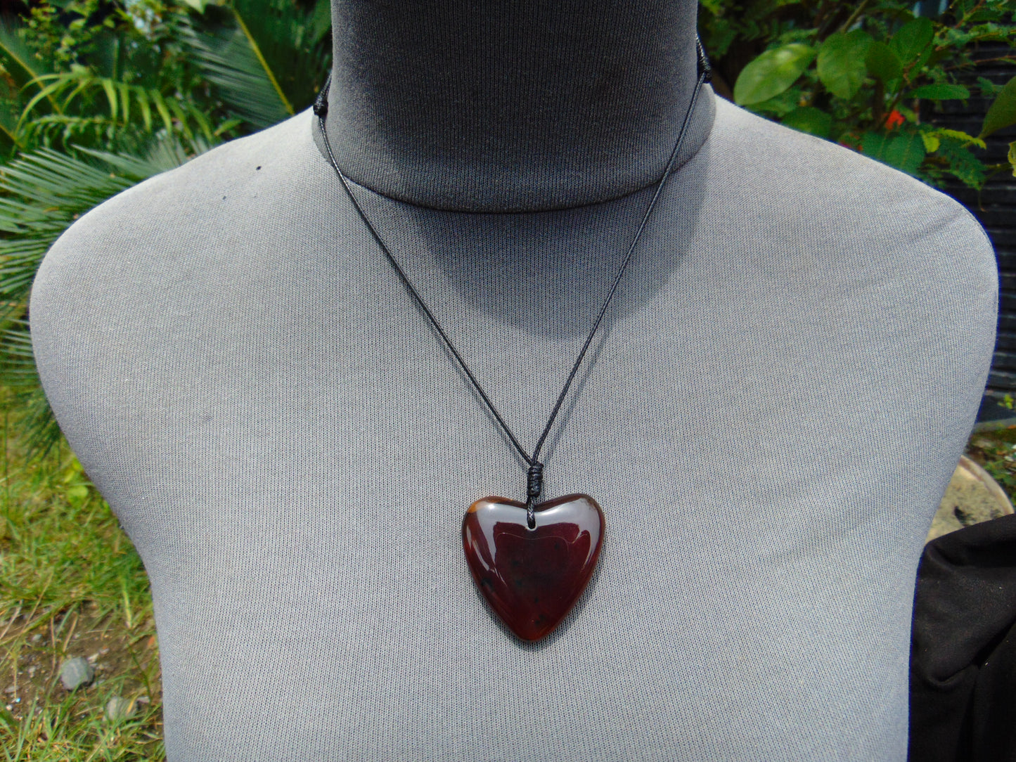 9 gr Heart Pendant 35x39x9mm Indonesia Amber for Healing 25N220