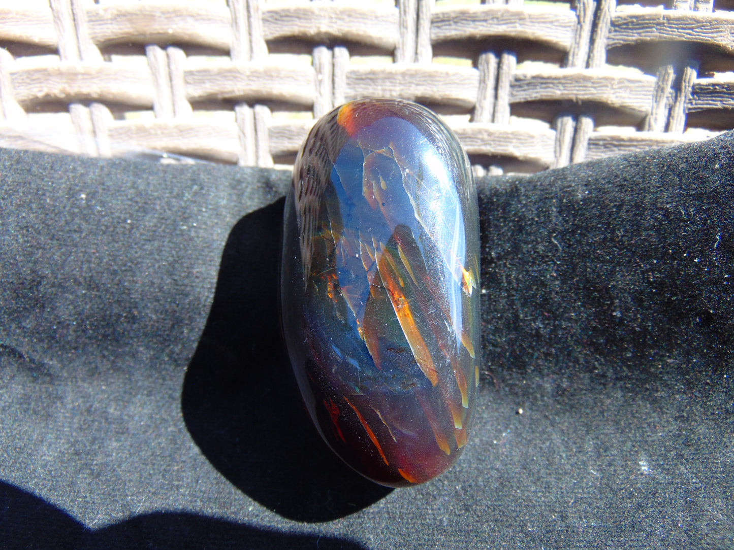 50 gram Shaped Square Block Drilled Polished 10x9x9 cm Indonesia Green Amber for Healing 26bf107