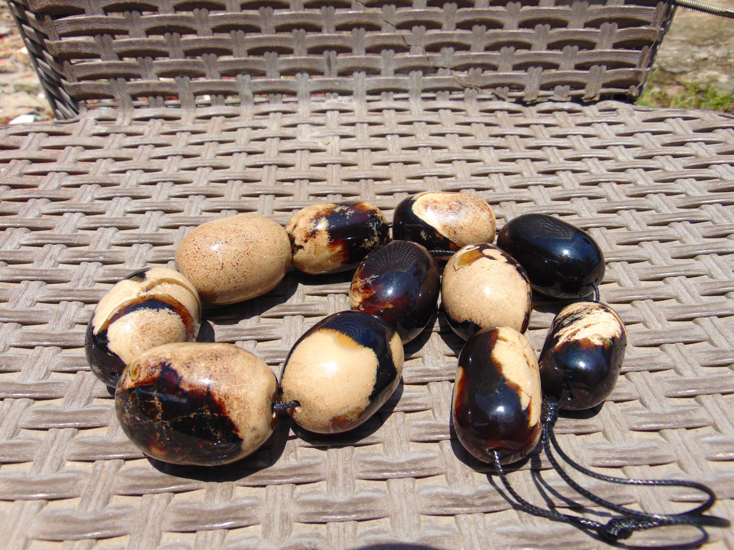 208 gr Small Necklace 11 beads Indonesian white Amber for Healing A11K150