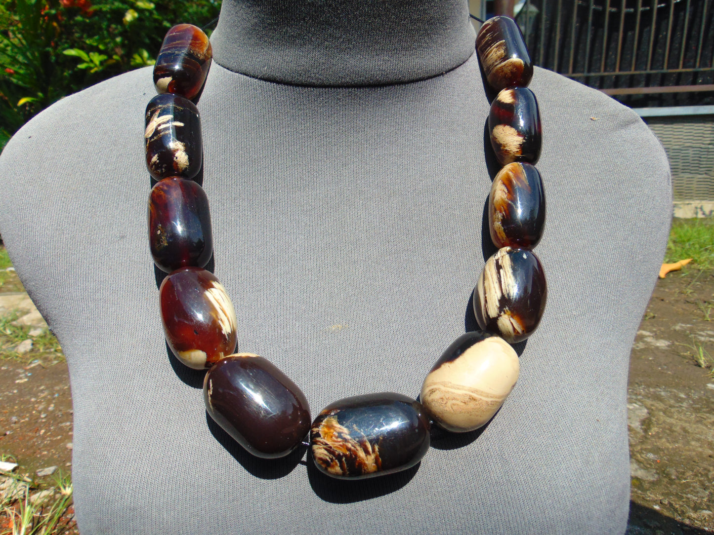 155 gr Small Necklace 11 beads Indonesian dark white Amber for Healing A11K158