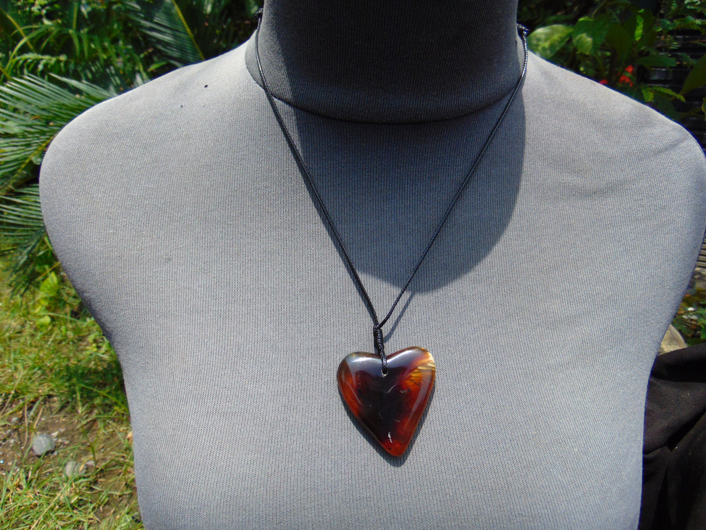 7 gr Heart Pendant 38x39x8mm Indonesia Amber for Healing 25N244