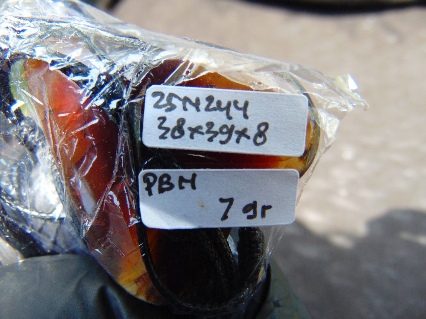 7 gr Heart Pendant 38x39x8mm Indonesia Amber for Healing 25N244