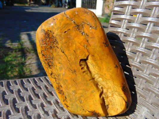 562 gram Polished Indonesia Yellow Fragrance Amber for Healing KM4