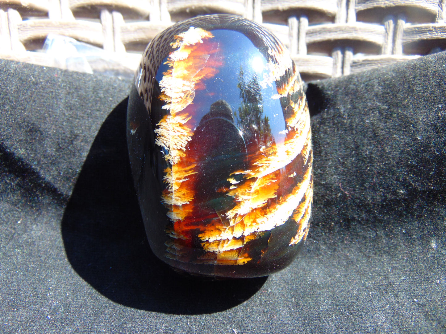 104 gram Shaped Square Fully Drilled Polished 10x9x9 cm Indonesia Green Amber for Healing 26bf42