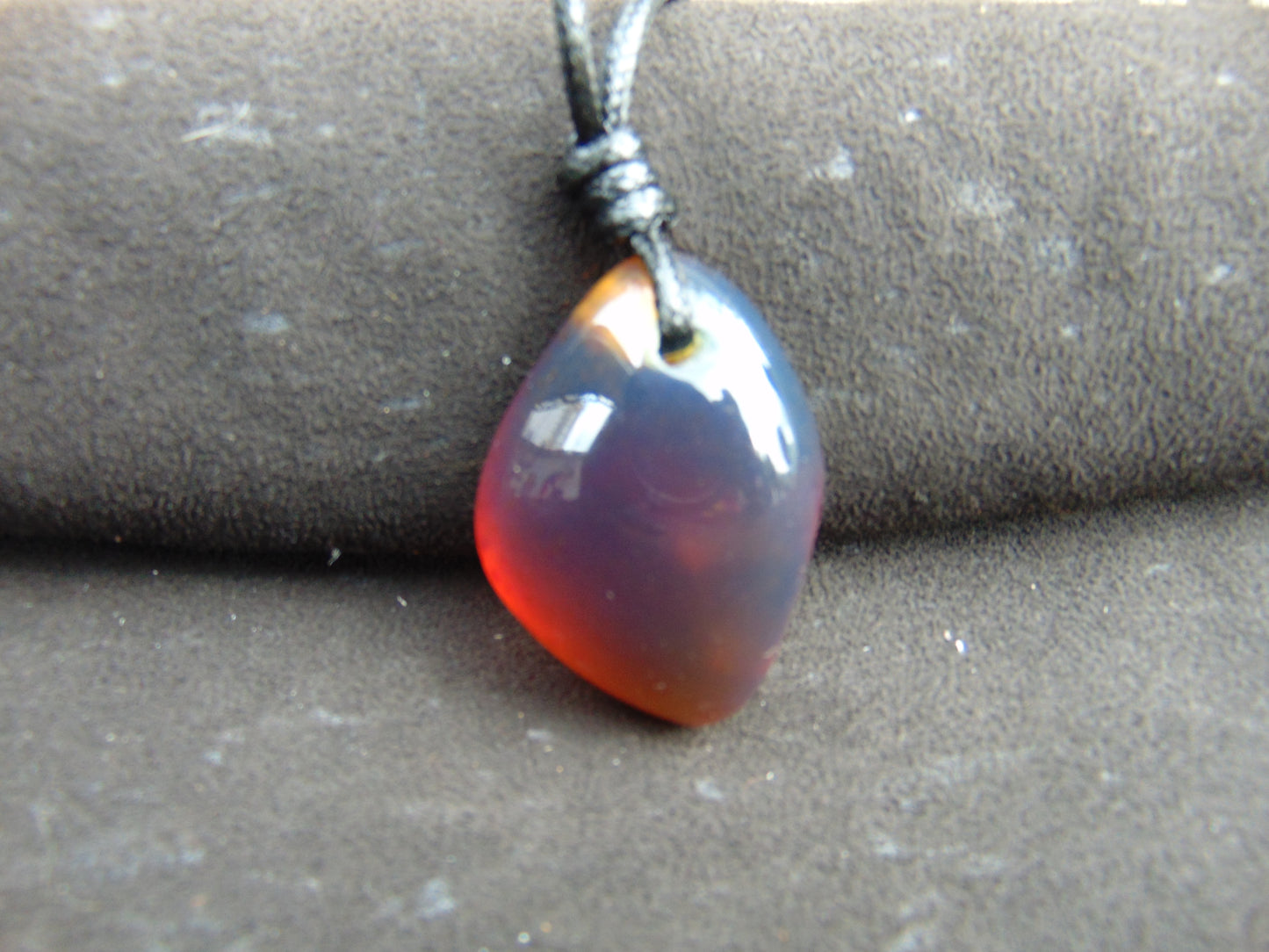 15  gr Pendant 45x32x19 mm Indonesian Blue Amber for Healing P62