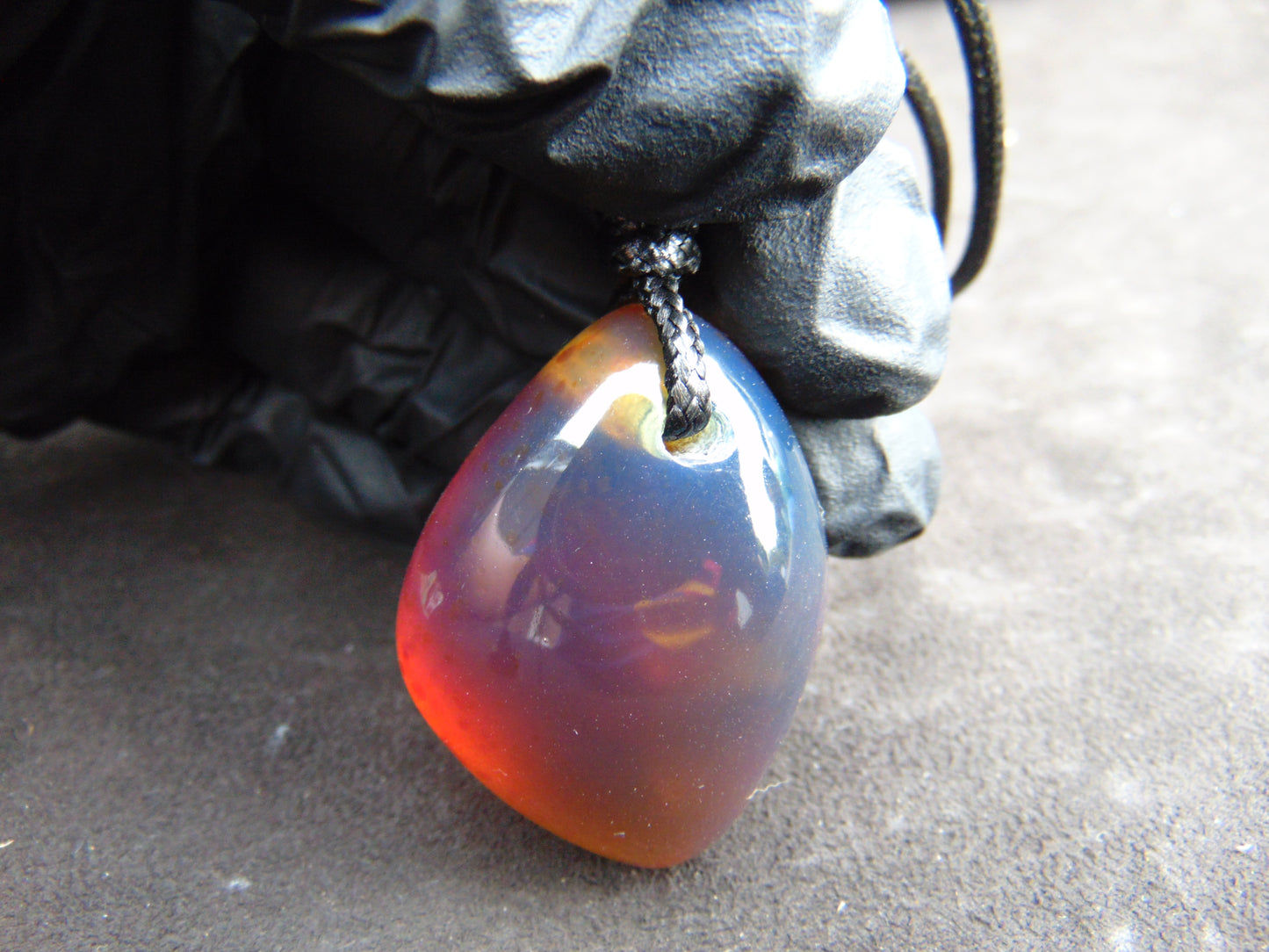 15  gr Pendant 45x32x19 mm Indonesian Blue Amber for Healing P62