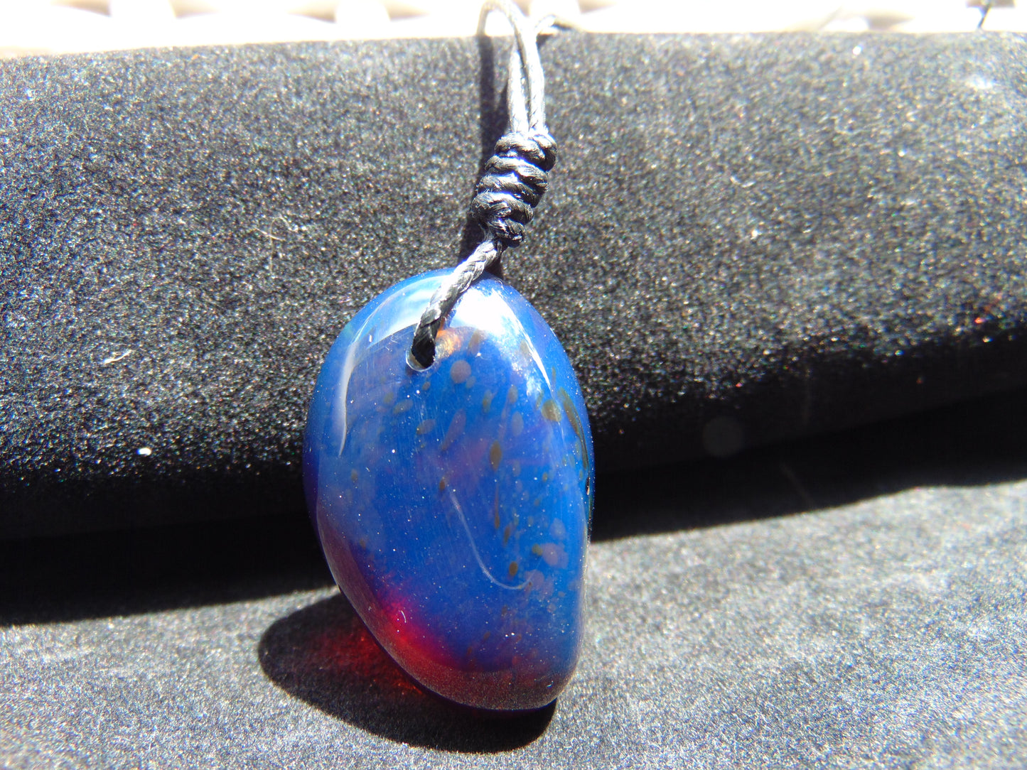 7 gr Pendant 33x21x19 mm Indonesian Blue Amber for Healing 25A457