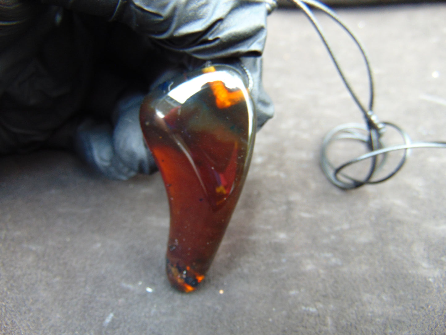 12 gr Pendant Indonesian Amber for Healing PC49